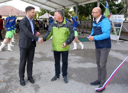 Otvoritev hodnika in kolesarske steze Cerknica  Dolenje Jezero 35 FOTO LJUBO VUKELIČ